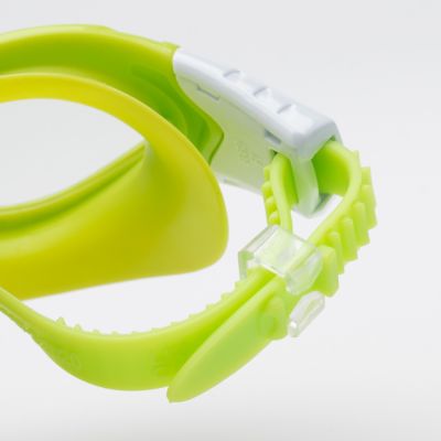 4. Children’s Swimming Goggles VISIO JR
