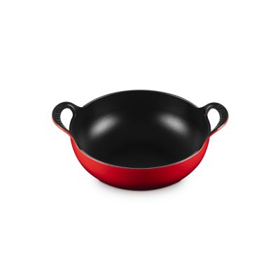 2. Le Creuset Balti cast iron pot, diameter 24 cm, red