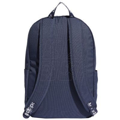 2. Adidas Adicolor Backpack HD7152