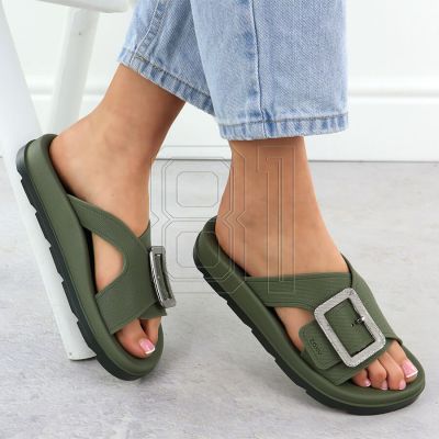 8. Zaxy RR285075 W INT2136A flip flops