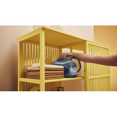 5. Philips PerfectCare 6000 Series PSG6042/20 Steam Generator Iron