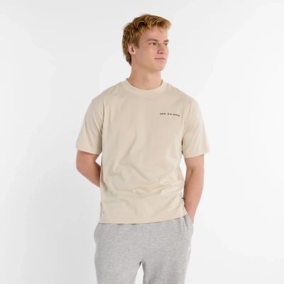 4. New Balance Reimagined Graphic M T-shirt MT51507TWF
