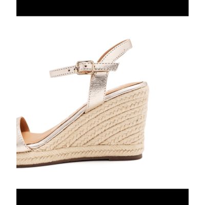 8. Gioseppo ZHEPE Platinum Women's Shoes (71700-P-Platinum)