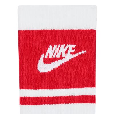 4. Nike Everyday Elevated Crew Socks 3 Pairs White and Red IM7949 900