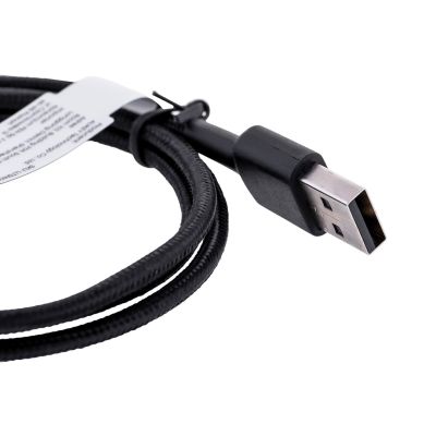 8. AUKEY CB-CD30 USB-C QC PD CABLE 0.9M 3A NYLON