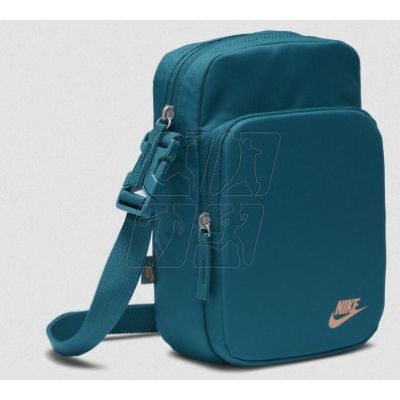 2. Nike Heritage Crossbody Bag DB0456-381