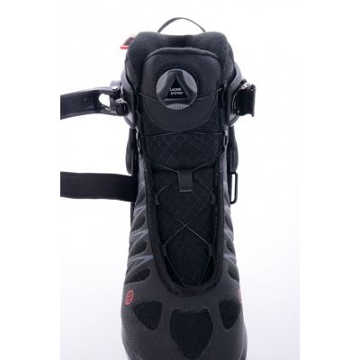 19. Tempish Wenox Top M 1000053 roller skates