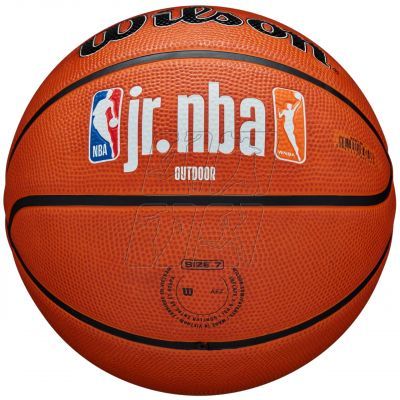 5. Basketball ball Wilson Jr NBA Logo Auth Outdoor WZ3011801XB6