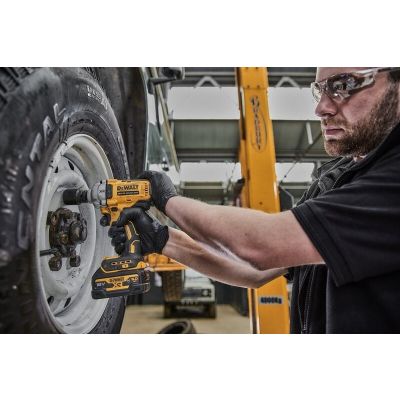 7. IMPACT WRENCH 1,/" 2X5Ah DCF891P2T DEWALT