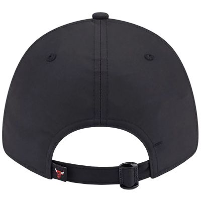 2. New Era NBA 9FORTY Chicago Bulls 60364217 Cap