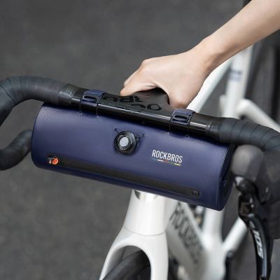 4. Rockbros AS-143 ROAD TO SKY handlebar bicycle bag waterproof 2 l - blue