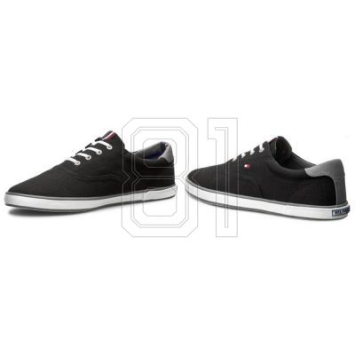 4. Tommy Hilfiger Harlow 3D M shoes FM56820915-990