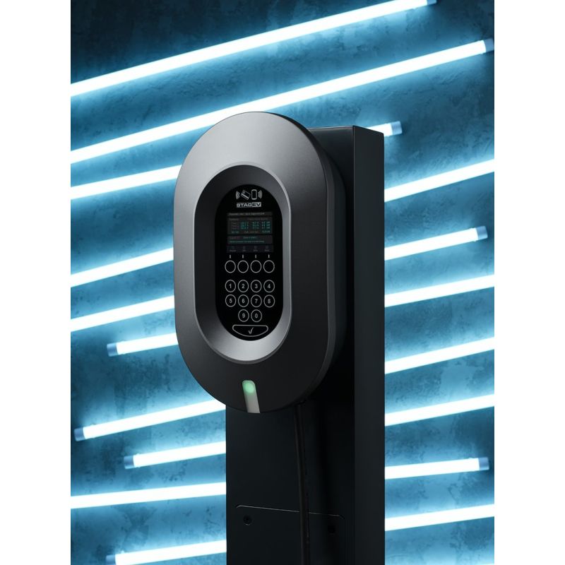 23. STAG EV CORE charging station (charging cable)