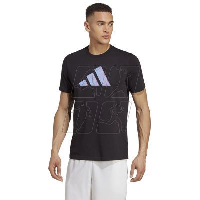 2. T-shirt adidas Tennis AO Graphic Tee M HT5220