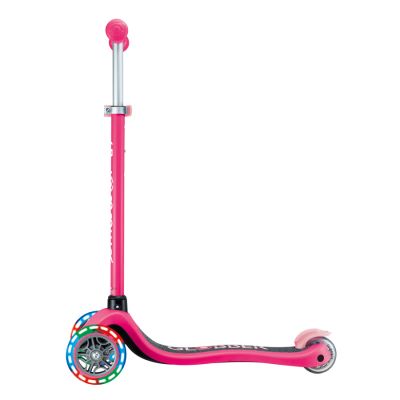 6. PRIMO LIGHTS three-wheeled scooter (423-611-4)