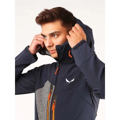 9. Salewa M Comici JKT 27882-3961 trekking jacket