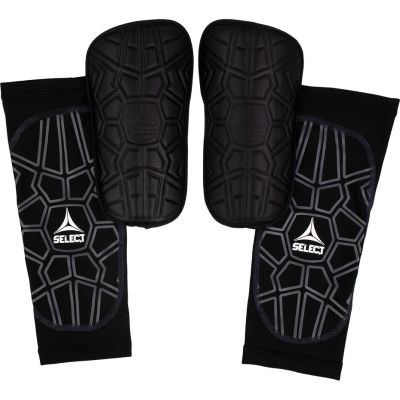 2. Select Super Safe 2020 Football Shin Guards 16683