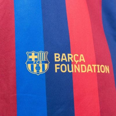 10. FC Barcelona Lamine Yamal Junior Shirt and Shorts Set in Gift Box 2026/27 BD19EY