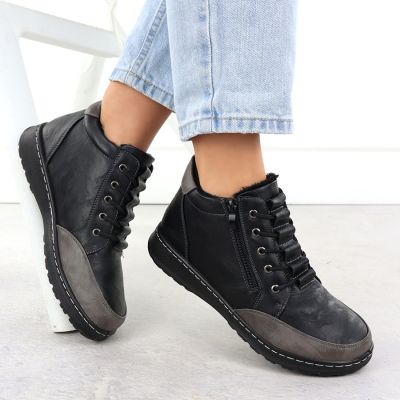 5. Comfortable Black Women’s Ankle Boots Potocki 25-90347