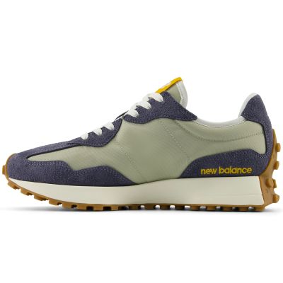 9. New Balance Unisex U327SD shoes