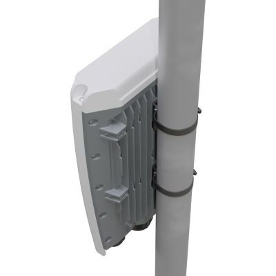 5. Mikrotik CRS504-4XQ-OUT Network Links Managed L3 Fast Ethernet (10/100) PoE Support 1U White