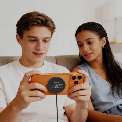 7. Tech-Protect A50 MagSafe 25W QI2.2 Wireless Charger - Black