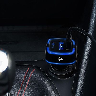 6. DUNLOP MULTI CAR CHARGER 2x USB A + USB C