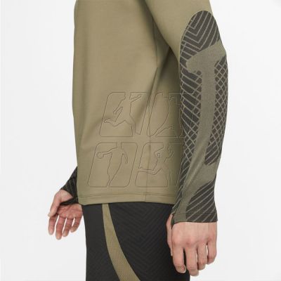 4. Nike DF Strike M DH8732 010 sweatshirt