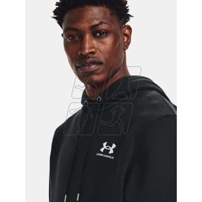 6. Under Armor M 1373880-001 sweatshirt