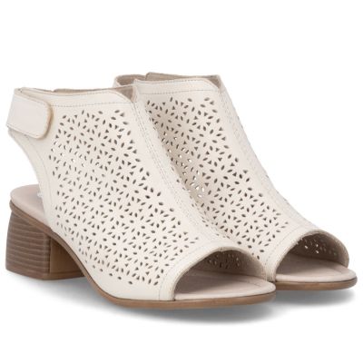 5. Women's beige leather closed sandals Remonte Rieker R8777-60