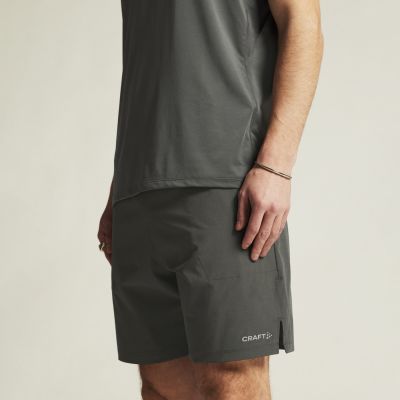 10. Craft Adv Essence 2-in-1 Shorts 2 M 92800660242