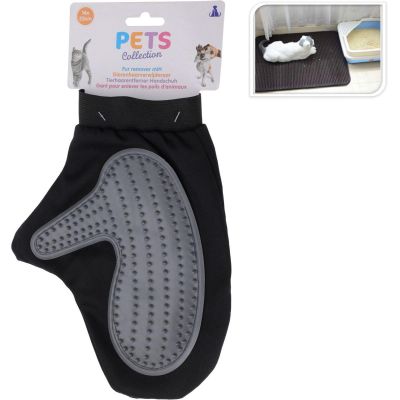 9. ONE-FINGER DOG/CAT GROOMING GLOVE