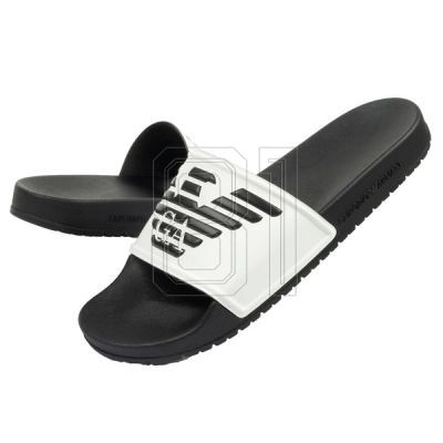 8. Emporio Armani M XVPS04D 287 flip-flops