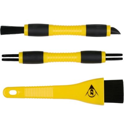 8. DUNLOP 3-PIECE CAR CLEANING KIT