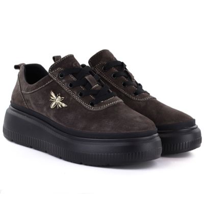 4. Women's brown leather platform shoes Vinceza 41523