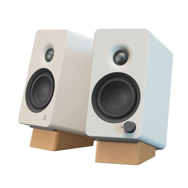 6. Creative Labs Creative XF1 White Wired and Wireless 72W