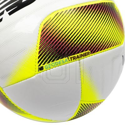 2. New Balance Geodesa Trainer Football WHN FB23052GWHN