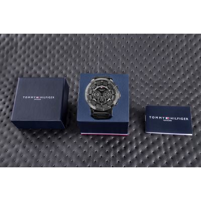 5. Tommy Hilfiger Luca Men's Watch 1710494 + BOX