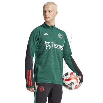 8. Adidas Manchester United Training Top M IQ1523 sweatshirt