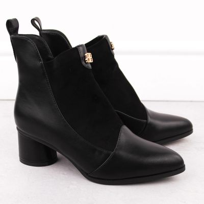 3. D&A S.Barski Premium Collection W OLI232A Black Heeled Ankle Boots