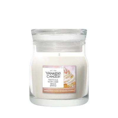 3. Small VANILLA CUPCAKE YANKEE Candle