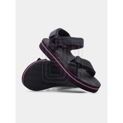 7. Lee Cooper W sandals LCW-24-05-2751L