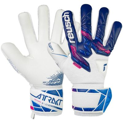 6. Reusch Attrakt RE:GRIP NC Gloves
