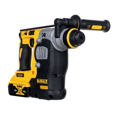 5. 18V DCK422P3 DEWALT Combo Kit