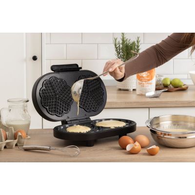 12. Gorenje WM1200B 1200W waffle maker