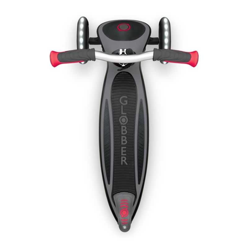 11. Globber Master Lights 3-wheel scooter 662-120-2 HS-TNK-000015844