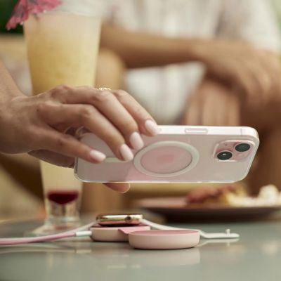 15. Twelve South ButterFly SE - Qi2 wireless charger for two devices, compatible with MagSafe, USB-C cable included (pink)