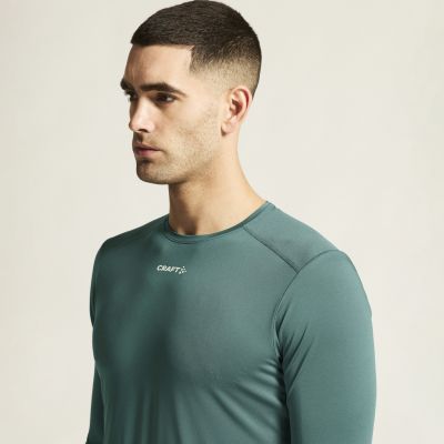 4. Men's Long Sleeve ADV ESSENCE LS TEE 2 M