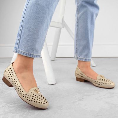 10. Openwork shoes M.Daszyński W SAN35 gold