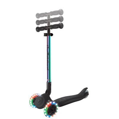 5. PRIMO FOLDABLE LIGHTS 3-Wheel Scooter (432-401-4)